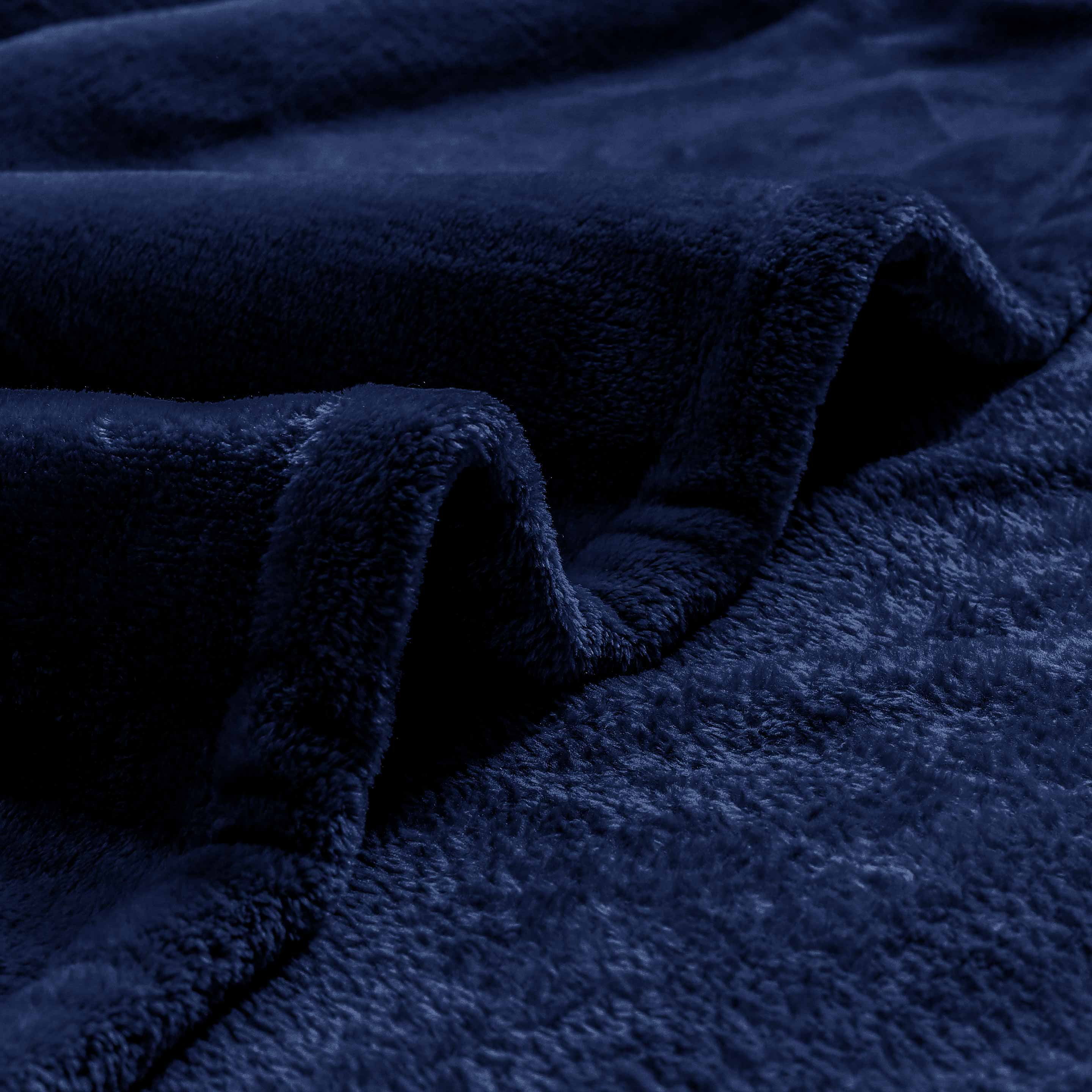 Warm Embrace Fleece Blanket Navy